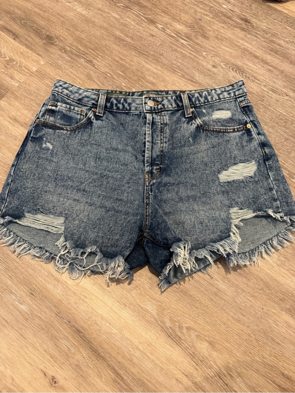 Wild Fable high-rise denim shorts w/ distressed acid wash finish &raw,frayed hem